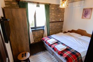 Трите къщи - 7