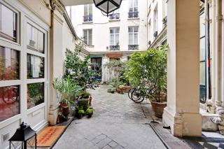 Studio Louvre Opera - Paris - 1