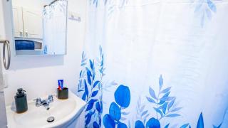 Bright and Cozy Home- Downtown Indianapolis - 9