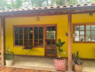 Yellow House Santa Clara - 8