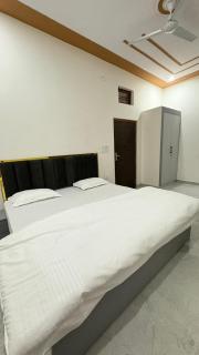Shiva Homestay - Ayodhya - 3