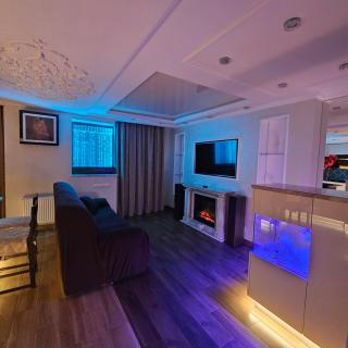VIP Penthouse Apartments - Lviv - 8