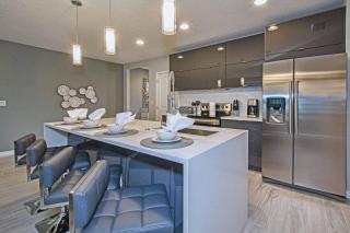 Beautiful 4BD home Themed Pool and Grill 4417 - Kissimmee - 1