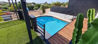 Contemporary house with sea view - 1