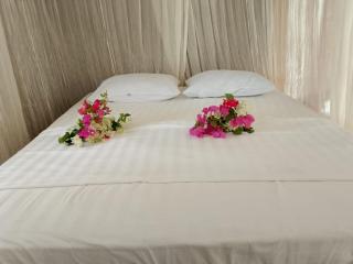 Black Coral Raja Ampat Homestay - - 8