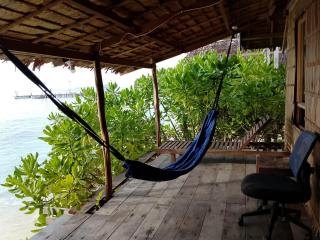 Black Coral Raja Ampat Homestay - - 5