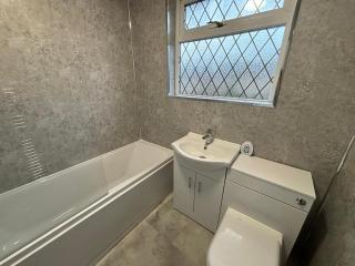 Perfect for NHS Staff & Contractors - Fast WiFi - 1 Bedroom in 4 Bedroom House CD2 - Scartho - 7