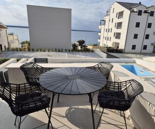 Sunshine Apartment Complex with a Pool by the Beach - Mandre, Pag - Mandre - 8
