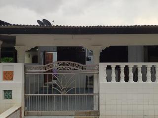DeStay Trong - - 8