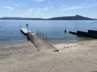 Oasi Lèsia - La Casa sul Lago con Spiaggia privata e piscina vista lago - Lesa - 2