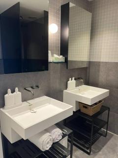 Claremont Style and Comfort South Yarra - 1