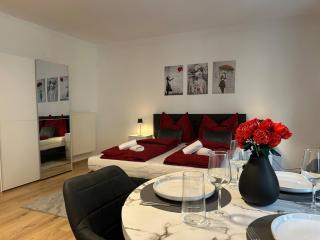 Deluxe Studio im Zentrum von Bregenz "Roses Are Red" - 3