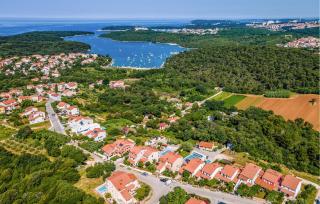 5 Bedroom Cozy Apartment In Banjole - 8