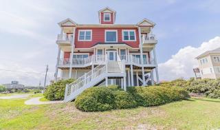 Beachfront, private dock, private pool & hot tub, pool table, ping pong - North Topsail Beach - 0