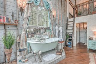 The Charleston Treehouse - - 3