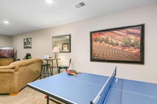 The Rustic Retreat, Pet Friendly with Fenced Yard - 5