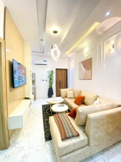Beautiful 2 Bedroom Apartment - Lekki - 0