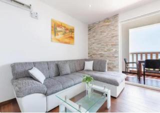 Sea View Apartment Complex in Stanići Omiš - Stanići - 3