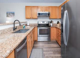 Greenbrier Townhouse #25 - 5