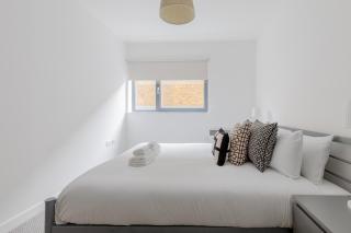 Contemporary 2BD Flat w Patio in East London - Londra - 8