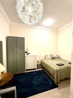 B16 Gellert Studio - 6