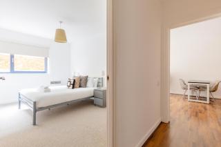 Contemporary 2BD Flat w Patio in East London - Londra - 7