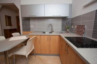 Five Apartment Complex in Makarska - Makarska - 3