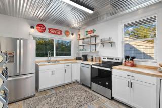 2 bedroom 1 bath pool view Private suite - Fort Myers - 1