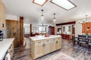 Tranquil Trails -Quiet Area - Pet Friendly - By I-40 - Albuquerque - 4