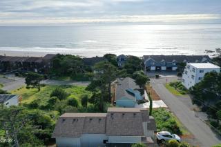 Pacific Peeks One - OceanView - EV Charger - Pet Friendly - Lincoln City - 4