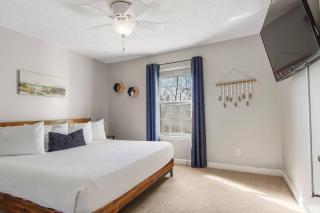 Large Pet-Friendly Beach Home | Sleeps 14 Near Pier Park - 7