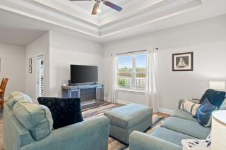 Beach Waggin - Windmark Beach - Highland View - 1