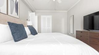 Landing at 275 on the Park - Congress - 1 Bedroom in De Baliviere Place - 9