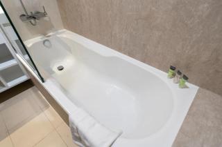 SUNRISE HOMES - A Modern Studio near JBR Beach - 1