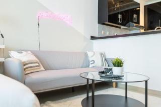 SUNRISE HOMES - A Modern Studio near JBR Beach - 2