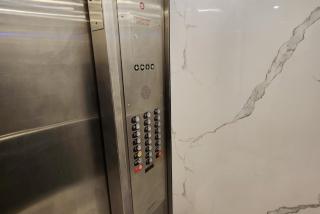 Modern High-Rise Apartment - 1 - 8