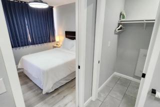 Modern High-Rise Apartment - 1 - Tulsa - 2