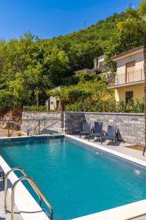 Villa with 6 Bedrooms and Heated Pool - Mošćenička Draga - 6