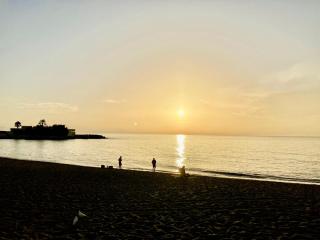 Primera línea de playa y céntrico - Fuengirola - 4