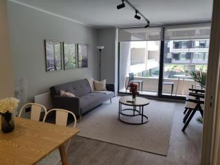 Urban Getaway Stylish 2BR Apartment in Providencia - Santiago - 0