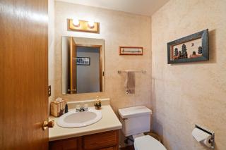 Cozy Ski-In Ski-Out Big Mountain Condo - Whitefish - 4