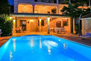4 Bedroom Apartment With Pool at Pelješac - Trpanj - 8