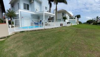 Casa de praia na quadra do mar com piscina - São Francisco do Sul - 4
