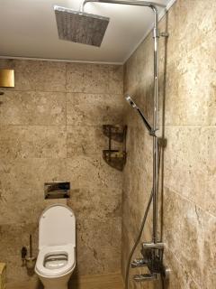 Вила Езерото - 1