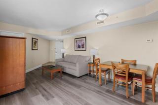 Spacious, Bay View - Close to Boardwalk, Location! - Myrtle Beach - 4
