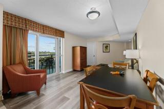 Spacious, Bay View - Close to Boardwalk, Location! - Myrtle Beach - 3