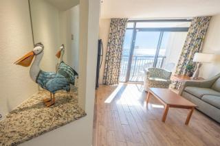 New Remodeled Direct Oceanfront Views Beach Cove - Myrtle Beach - 9