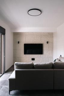 Bar ilan beauty - Qiryat Motzkin - 1