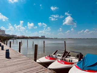 Laguna view and beach front cove at SALVIA CONDOMINIUMS - Cancún - 2