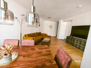 3 Room Downtown Apartment Bilk - Düsseldorf - 8